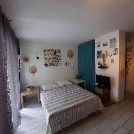 T2 Avec Jardin Et Terrasse Au Pied Du Mont Saint Martin A 400m Du Port *